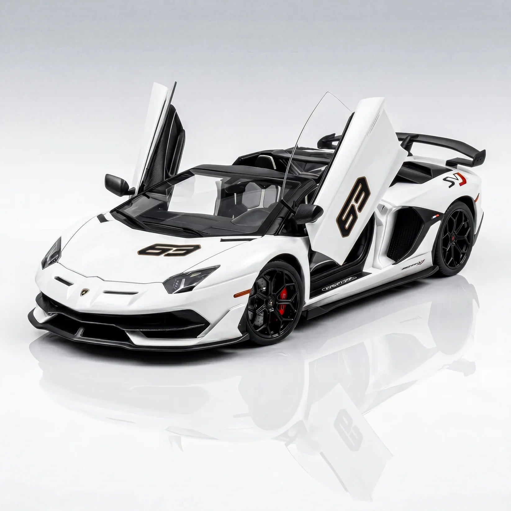 Lamborghini Aventador SVJ Roadster - 1:18