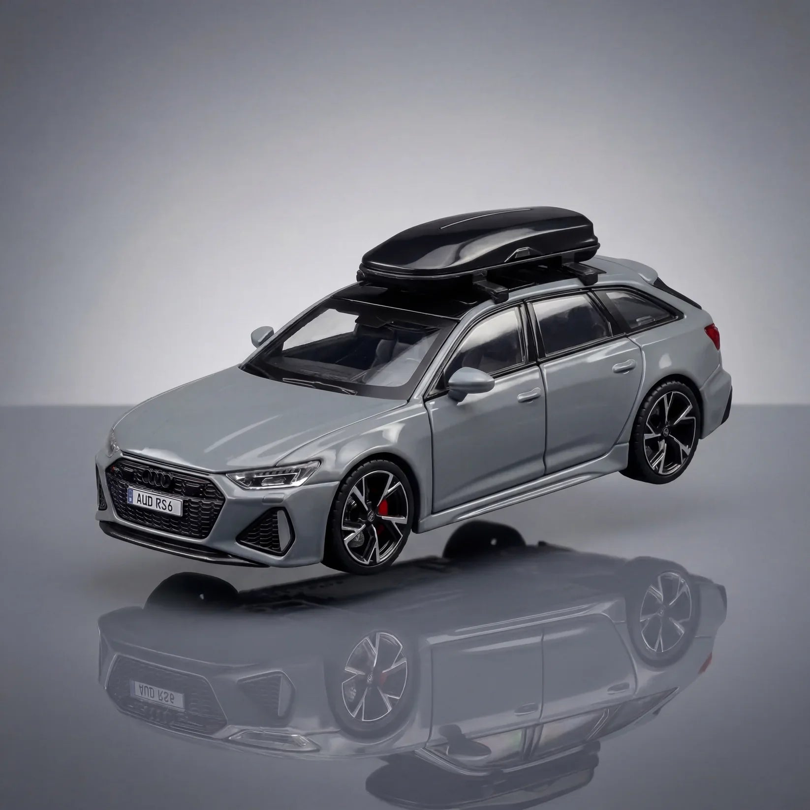 Audi RS6 - 1:32